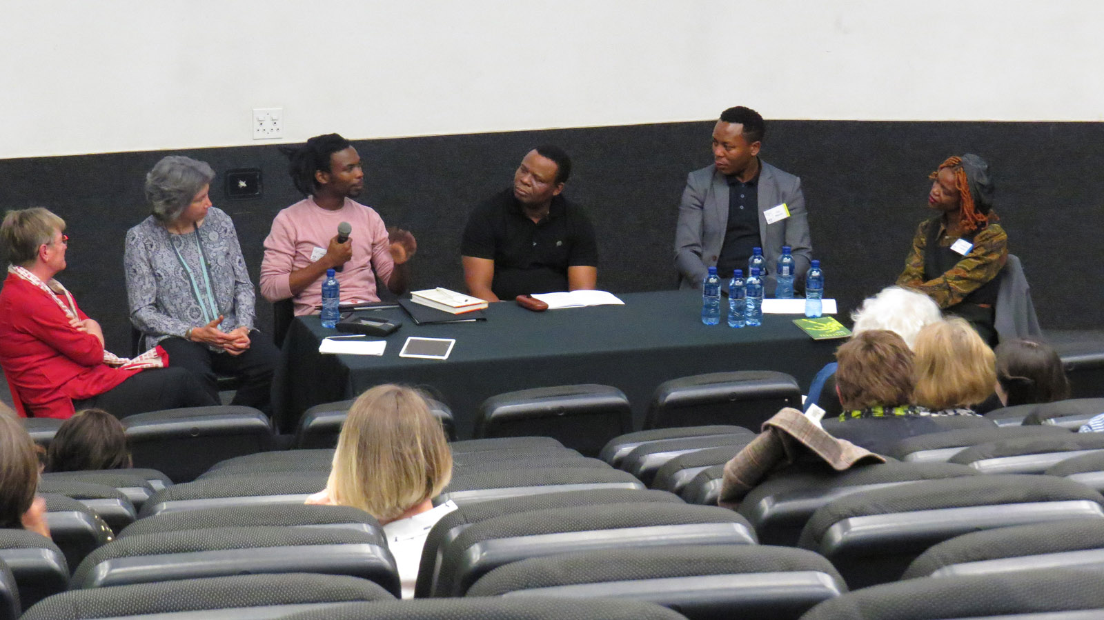 Click the image for a view of: Muzi Gigaba speaking at the roundtable: South African book arts as a democratic force. Sunday 26 March